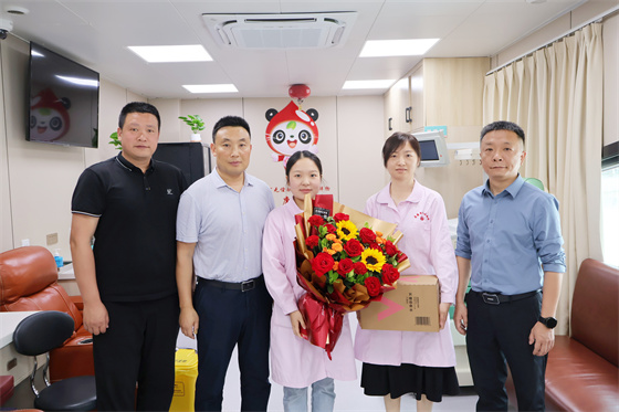 安康市中心血站開展“5·12”國際護(hù)士節(jié)慰問活動(dòng)
